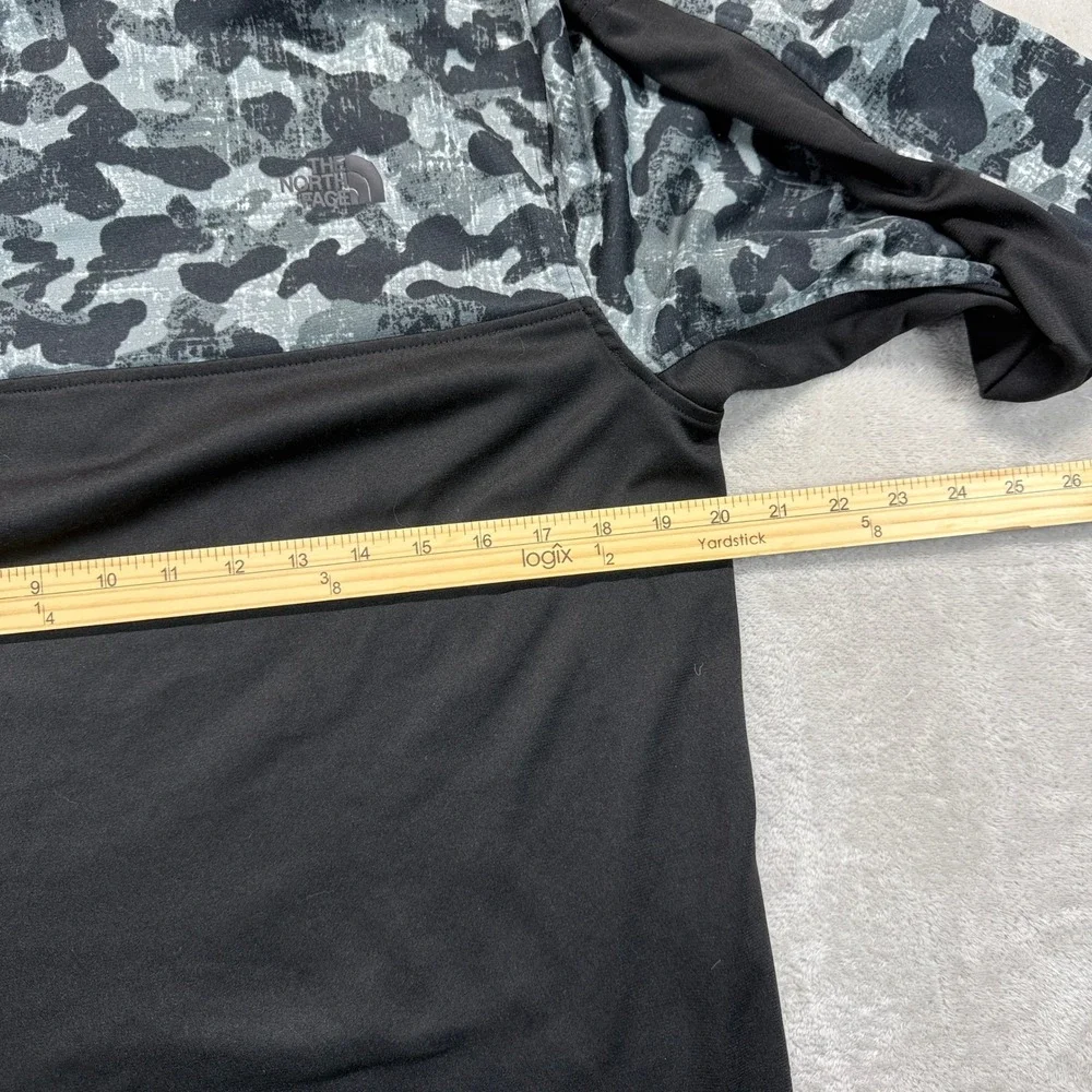 The North Face Sweatshirt Men's Small Black White Camo 1/4 Zip Pullover Outdoors